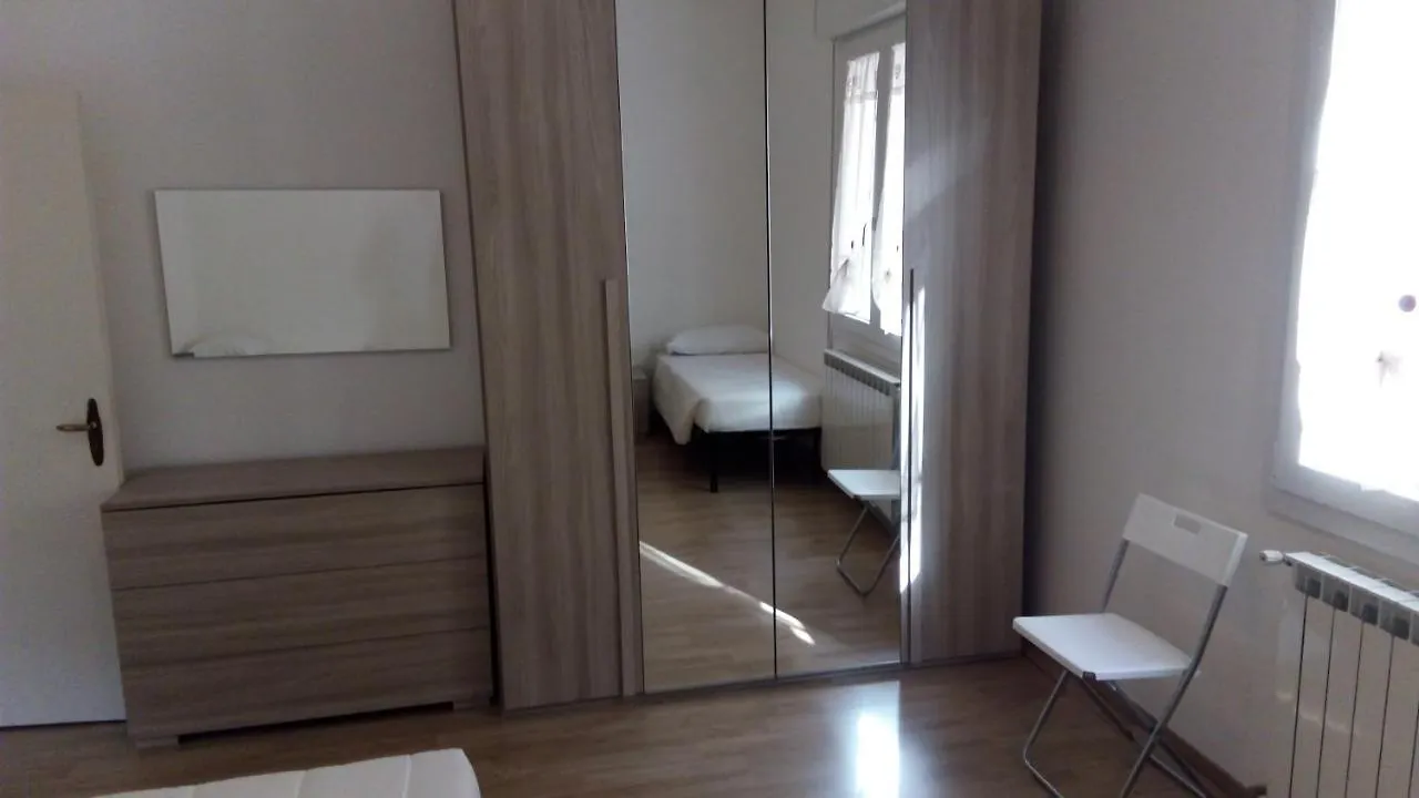 Sunshine 20Mt Tram Wifi Ingresso Indipendente Venezia Lejlighed Mestre